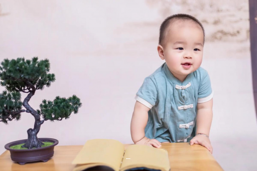 崇左孕妇显怀是几个月